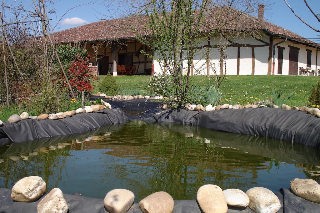La Croix De Bois Bed and Breakfast Jayat Exterior foto